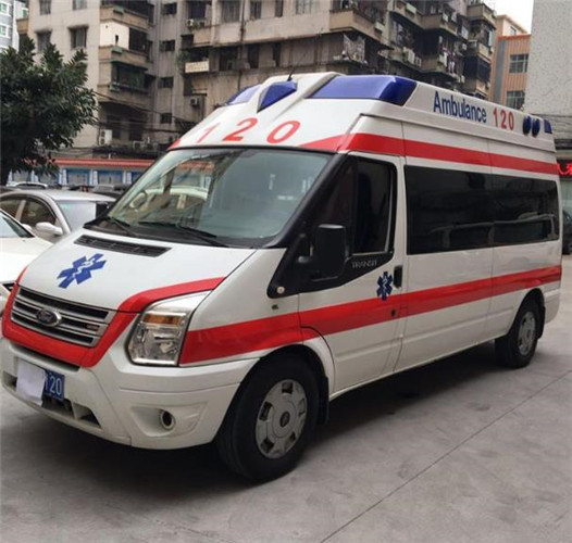 竹山信赖我们的救护车出租,让转院不再艰难