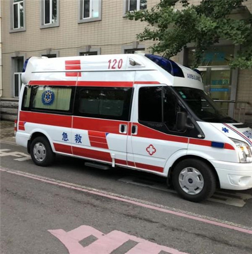 竹山选择我们的救护车出租,开启安心转院之旅